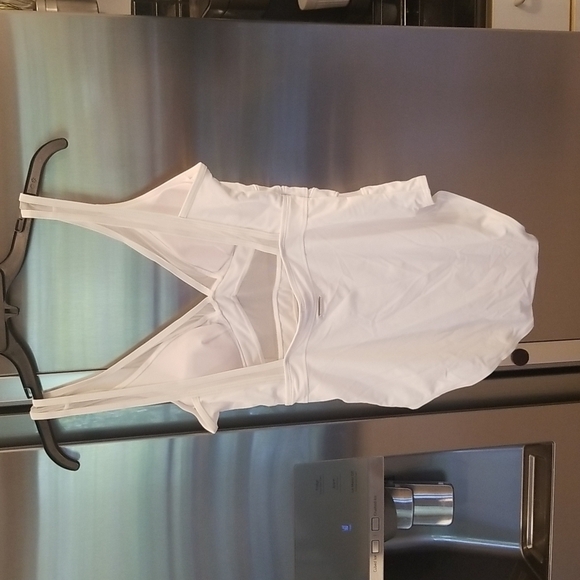 💕TED BAKER💕 White Mesh Panel One-Piece Swimsuit - Picture 8 of 16